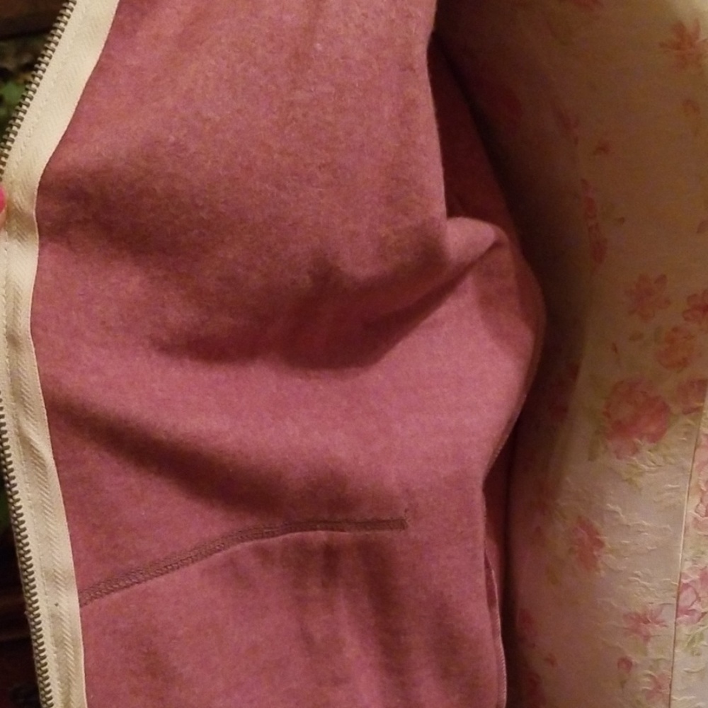 Brand New Arizona Autumn Burgundy Hoodie - Picture 5 of 8